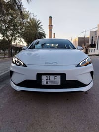 سيل 5 زيرووو صفر KM 2025 رقم بغداد سنوية بأسمي لون ابيض وداخل ابيض ملك...