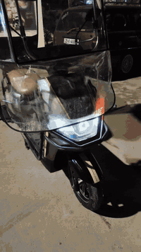 سلام عليكم بايسكل شحن للبيع ٦بطاريه جديد فول نظافه كهربيات كلها شغلاه شرط فول مكان كركوك ***********
