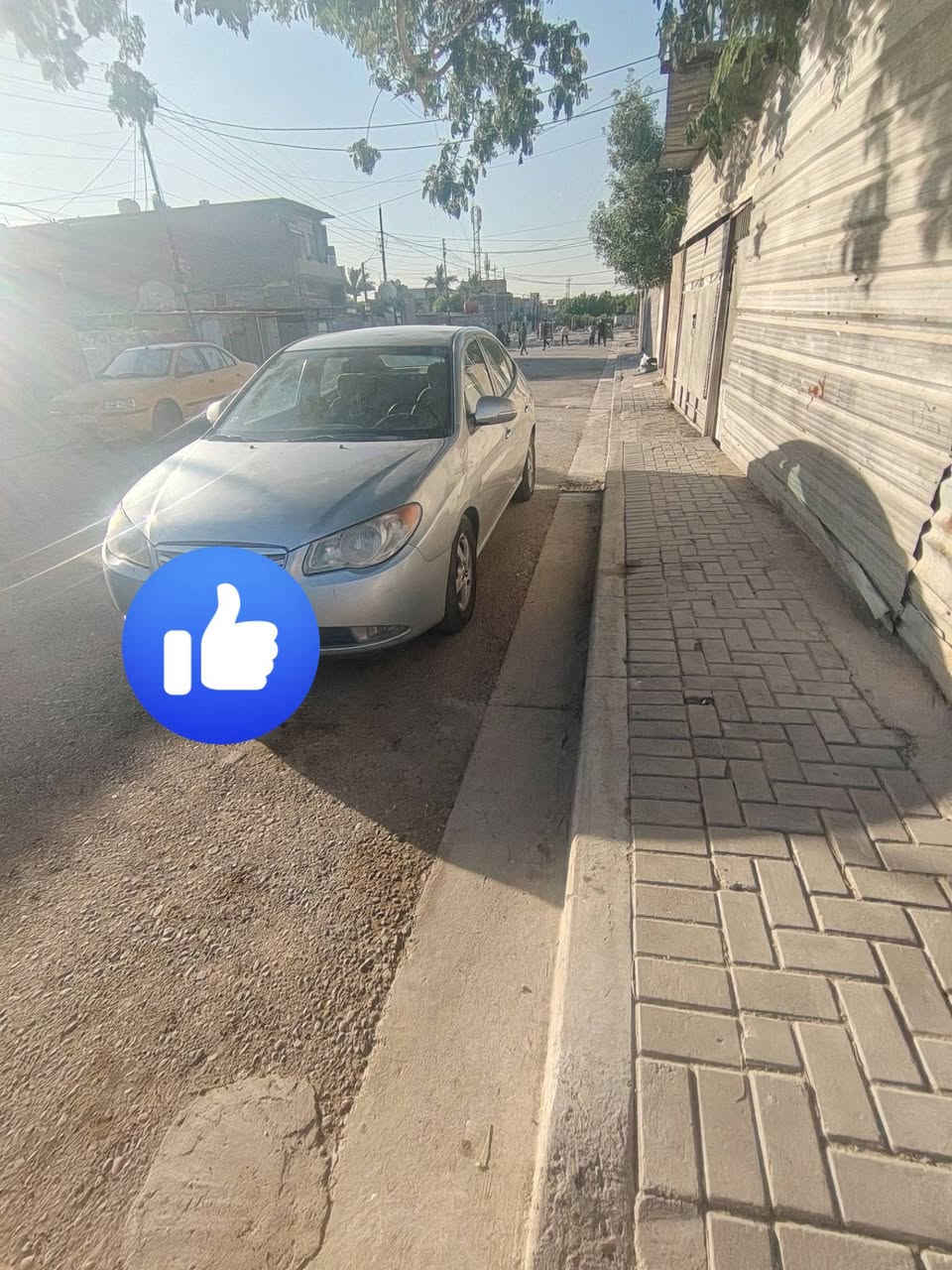 سلام عليكم سياره النتره موديل 8  خير من الله بس عوزها محرك الين كام نقص دهن تبريد ثلج تخم تاير باتري جديد عبوه جديده مال بانزين تفصيخ رقم ديالي نكليزي جديد تمام مكان امين بغداد *********** 77 وبيها مجال
