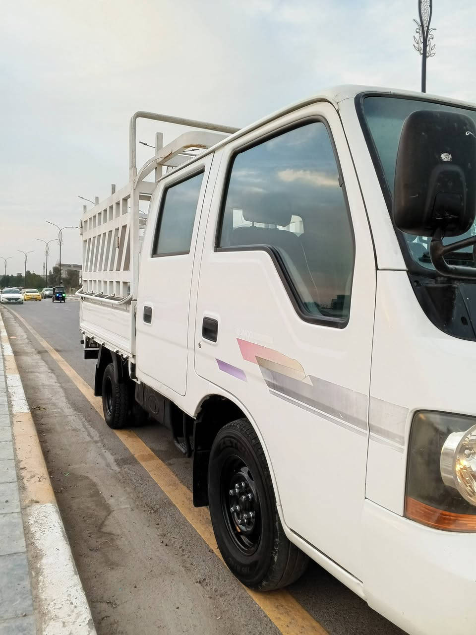 سلام عليكم ام عيوان 2000بسمي مكفوله عده مساطر البدي كير محرك اكسن شاصي صدر مكفولات مكان بغداد العبيدي السعر 88رقمي ***********
