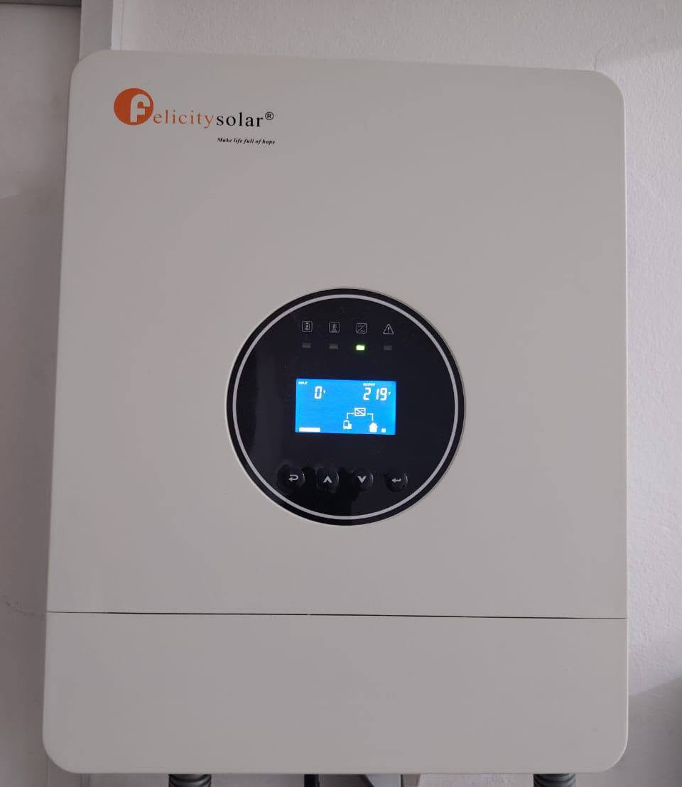 يوم الإثنين الموافق 08/06/2026
تم بعون الله إكمال نصب و تشغيل منظومتين للطاقة الشمسية في #قضاء_بعقوبة و تفاصيل هاتين المنظومتين هو كما مبين أدناه:-

*المنظومة الأولى تجهز 14 أمبير نهاراً و 10 أمبير ليلاً و تتكون المنظومة من:-

1- ألواح Longi Hi-Mo X10 عدد 7 قدرة اللوح الواحد 645 واط 
2-بطارية ليثيوم ماركة Felicity قدرتها 10 كيلو واط
3- إنفيرتر Felicity قدرته 6 كيلو واط مع واي فاي مدمج
4- أجهزة حماية و قواطع ( AC + DC )

* و المنظومة الثانية تجهز 10 أمبير نهاراً و 10 أمبير ليلاً و تتكون المنظومة من:-

1- ألواح Longi Hi-Mo X10 عدد 5 قدرة اللوح الواحد 615 واط 
2-بطارية ليثيوم ماركة Felicity قدرتها 10 كيلو واط
3- إنفيرتر Felicity قدرته 6 كيلو واط مع واي فاي مدمج
4- أجهزة حماية و قواطع ( AC + DC )

مكتب علوم الطاقة #ديالى_قضاء_مندلي

بإدارة كل من / المهندس عمار موسى
                              و يحيى موسى
للإستفسار أكثر الإتصال على الأرقام أدناه
***********
***********
