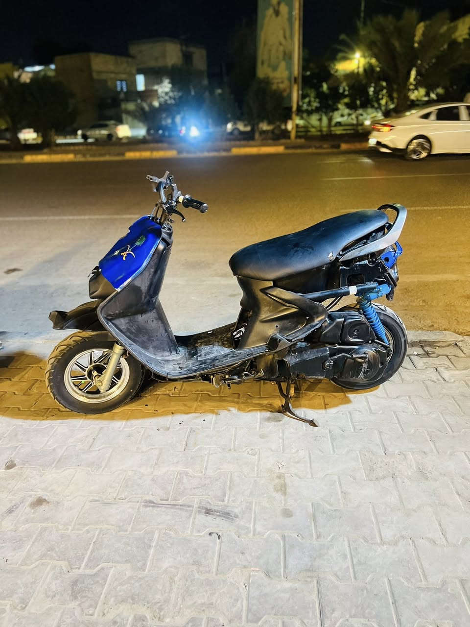 مُـكـلـف بـالـنـشـر
0777 812 5457
