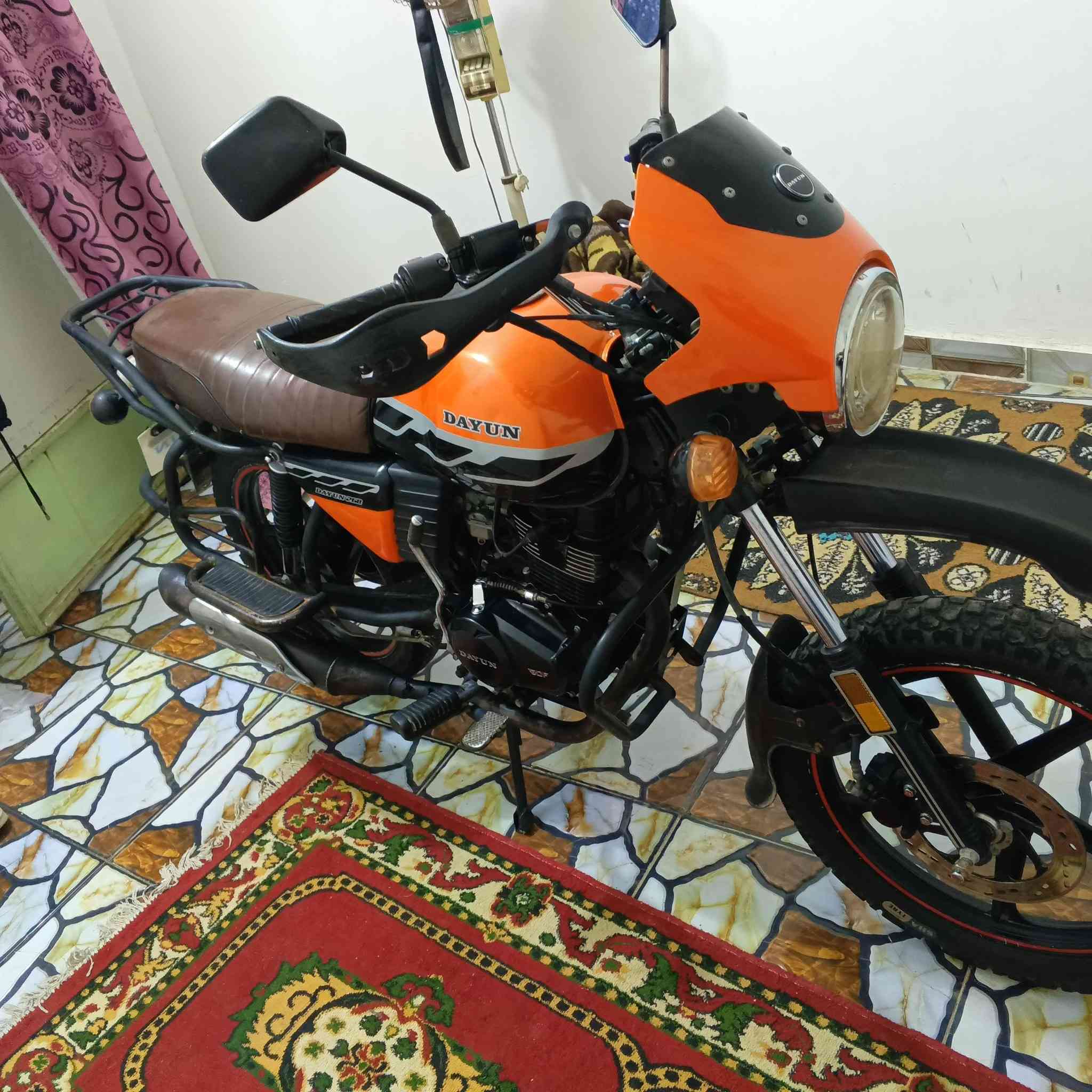 سلام عليكم شباب دايون جبلي فحل2023وراق اصولي دراجه جديده تحكم عن بعد مكينه ٢٠٠حقيقي كتابه حمره طالعه ب٢٠٢٤/٦/١٧دراجه شرط 
ترقيم 
سعر مليون 800وبيه مجال للشراي 
مكاني ناصريه شطره 
رقمي ‭
***********
