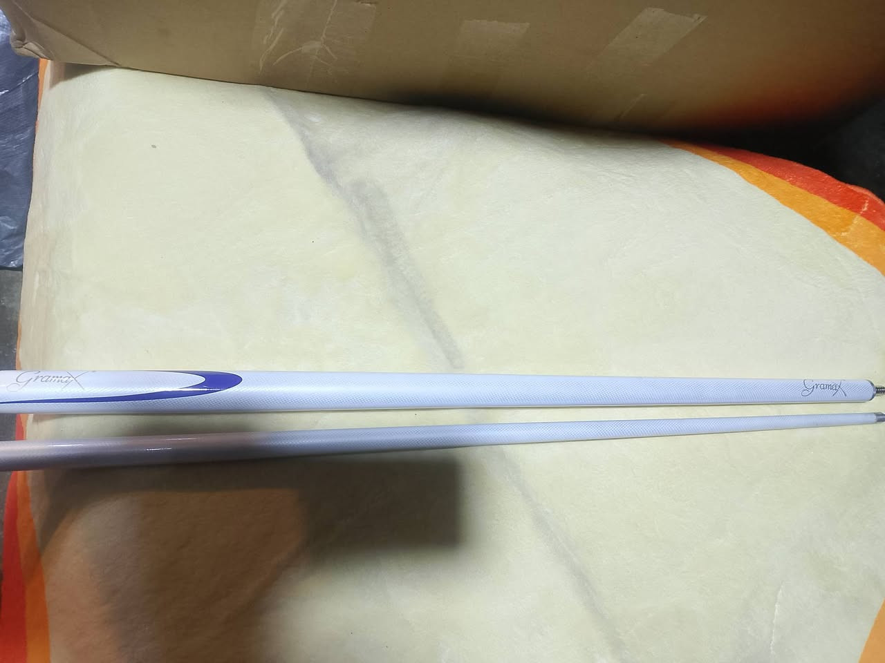 ياالله عصا بليارد للبيع بيها ضرر بسيط بدايه الرئس متفلش مشلوع جان ولزكته الي تفيده  ينطي سعر وياخذها بالعافيه والضرر موضح في احدى الصور


**إذا كنت صاحب هذا الإعلان وتريد حذفه لأي سبب، رجاءا أرسل رسالة إلى الدعم الفني**