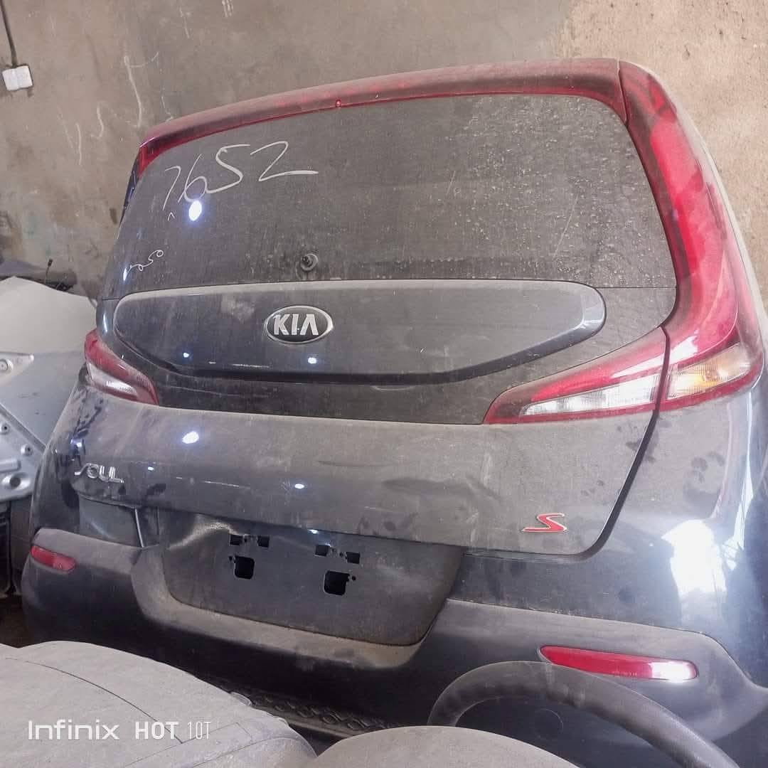 سلام عليكم ورحمة الله وبركاته
يعلن.               مجمع عواد الخفاجي 
***********
عن وصول ادوات تفصيخ و تجاري كيا صول 
من موديل 2020الى موديل 2026 فقط
الكائن في الحله الحي الصناعي الشارع العام 
اتصل بالرقم أو واتساب تفاصيل أكثر
