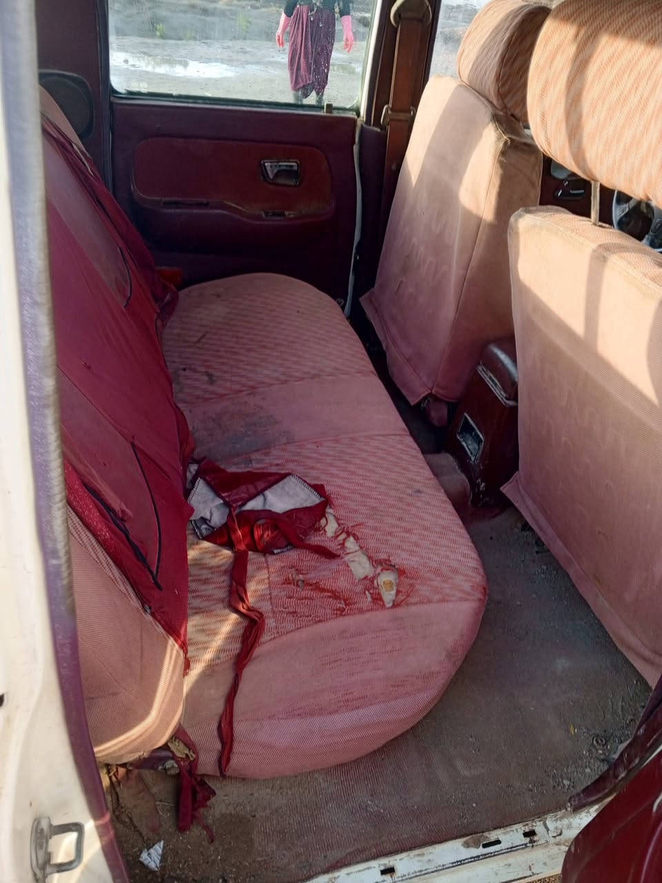 سلام عليكم سياره للبيع دير رقم بغداد كفاله كير اكسن محرك شوفت العين سعر 30وبيه مجال ***********,,,,***********
