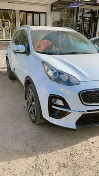 خليجي • ٦٣ الف • كاميرا خلفية