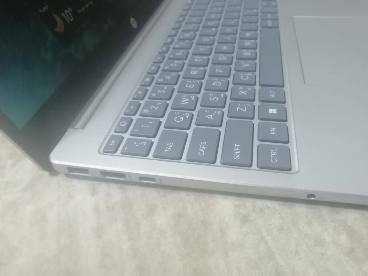 السعر 750 بيه مجال
لابتوب hp فول مواصفات جديد احدث اصدار بالسوك كسر كارتون استعمال 6 اشهر بس
🔥 للبيع لابتوب HP امريكي أصلي – أداء قوي وسعر مناسب 🔥

إذا تريد لابتوب عملي، سريع، ومناسب للدراسة، الشغل، أو الاستخدام اليومي والالعاب والبرامج الثكيلة
هذا الابتوب هو الخيار المثالي 👌

✨ تصميم أنيق وسلم حجم خفيف ريشه
⚡ أداء سلس وسريع طيارة
🔋 بطارية تعيش وياك طول اليوم 6 ساعات اقل شي
🔹 المواصفات:

الموديل:hp-15-FD0346nia

المعالج: Intel Core i7 (الجيل 13) – أداء قوي وسريع احدث جيل حاليا بالسوك

الذاكرة (RAM): 12GB DDR4 يخليلك الابتوب طيارة بالشغل

الخزن: 512GB SSD – إقلاع وتشغيل سريع جداً

الشاشة: 15.6 إنچ Full HD – صورة واضحة ومريحة للعين

كرت الشاشة: Intel Iris Xe Graphics

النظام: Windows 11 أصلي مفعل كامل

الواي فاي والبلوتوث: مدعوم

المنافذ: USB – Type-C – HDMI – مدخل سماعة

الحالة: جديد / كسر كارتون استعمال 6 اشهر بس
💡 مناسب لـ:

✔️ الطلاب والبرامج الهندسية الثكيلة
✔️ الموظفين
✔️ الشغل الأوفيس
✔️ التصفح، مشاهدة الأفلام، البرامج اليومية
العنوان الزبير واذا انت خارج الزبير اكو توصيل للعشار او ساحة سعد وان شاء الله اللابتوب بترابه وشرط الفحص البصرة, العراق


**إذا كنت صاحب هذا الإعلان وتريد حذفه لأي سبب، رجاءا أرسل رسالة إلى الدعم الفني**