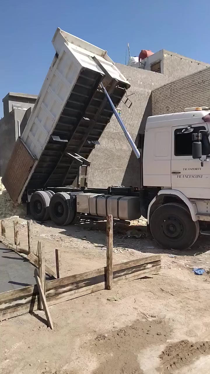 السلام عليكم ابو عبدالله للبناء والمقاولات العامه بناء حديث وحسب الطلب وترميم البيوت ***********
