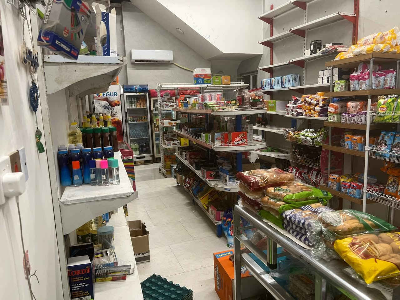السلام عليكم متاح اسواق للبيع مقابل المستشفى التركي  في كربلاء تحتوي على ٦ برادات ومجمده الدخل جان ٦٠٠ ونزل ٤٠٠ لعدم وجود مسواك ويحتوي على سبلت ٢طن كري ...  مدفوع شهرين أجار .. أجاره 500 بلشهر ..السعر٧مليون ونص...


**إذا كنت صاحب هذا الإعلان وتريد حذفه لأي سبب، رجاءا أرسل رسالة إلى الدعم الفني**