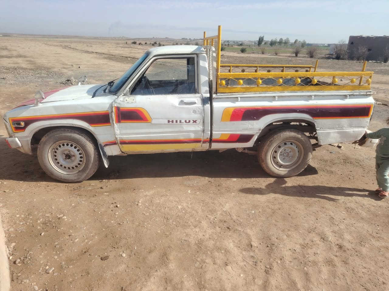 سياره موديل80 محرك كير شرط تواير ربعه جدد سعر 15 ***********
