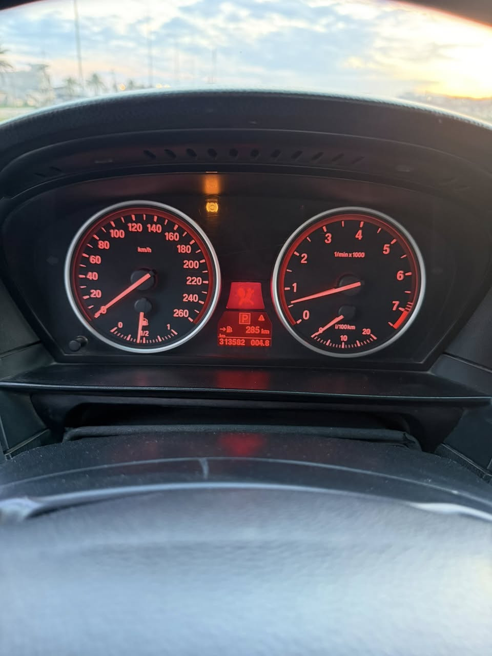 BMW  ميماتي
E -60

موديل 2008

فول مواصفات

نوزيل قصير 

V 6

بصمه

N 52 

كير كوبرا 

ستيرن كهرب اوتو 

جامات اوتو 

لايتات اوتو 

ماسحات اوتو

لايتات ترحيب 

كشنات كهرب + خزن 

كشنات تدفئه 

مسجل دبل سي دي + خزن

صندوق كهرب  

دبل اوفر 

صبغ بيها دوائر الخلفيه فقط 

مكان السياره الموصل 

السعر $120 

رقم الهاتف ***********
