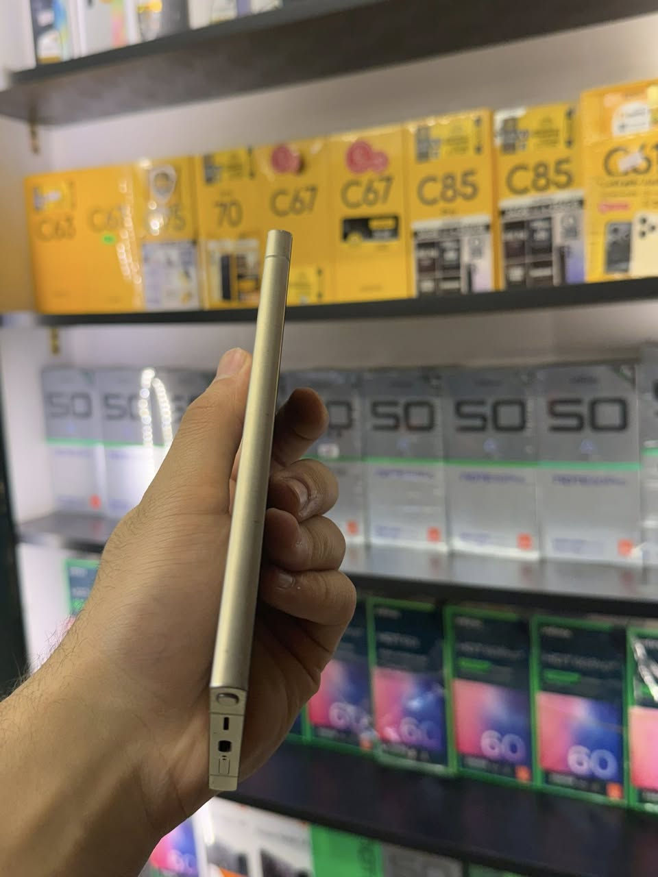 السلام عليكم
كلاكسي s24 الترا
ذاكرة 256
الجهاز نضيف مكفول لا مفتوح ولا مصلح فقط بدون ملحقات
السعر 850 قفل من الاخير سعر ثابت
مكاني بغداد
***********
