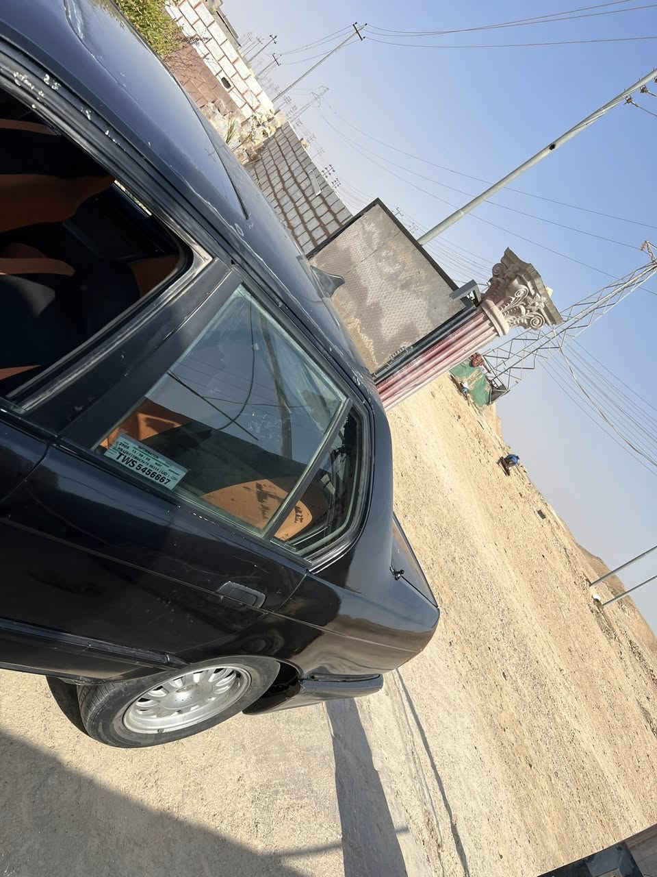 سلام عليكم سياره بي ام البيع او مرواس حسب القناعه سياره كير محرك صدر جديد تخم تاير ويل كب غرفه جديد مسجل سستم كامل صوت دمام سياره بعدهه بلاديه مجرد لونهه طافي شويه مكان سياره حديثه بروانه  السعر ٤٨ وبيهه مجال قليل خاص مفتوح او لاتصال الرقم 
 ‭٠٧٨٣ ٢٤٢ ٨٢٠٤‬
