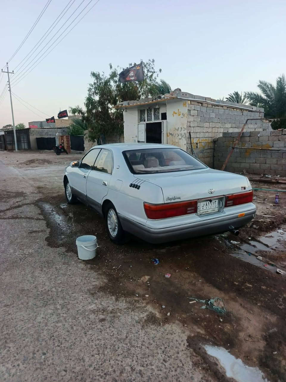 السلام عليكم بطه منفصل موديل 1995 مكفوله من الكص ونقل جثه والصوليات والضربه القويه
 رقم بغداد تحويل مباشر سنويه بعده ماصاقطه
 السياره احله من الصوره 
مكينه وكير وحداديه كفاله تبريد نقص غاز فقط
 تايرات نضاف العنوان ذي قار قضاء الفجر مكلف بل نشر رقم صاحب السيار*********** السعر 57 وبيه مجال
