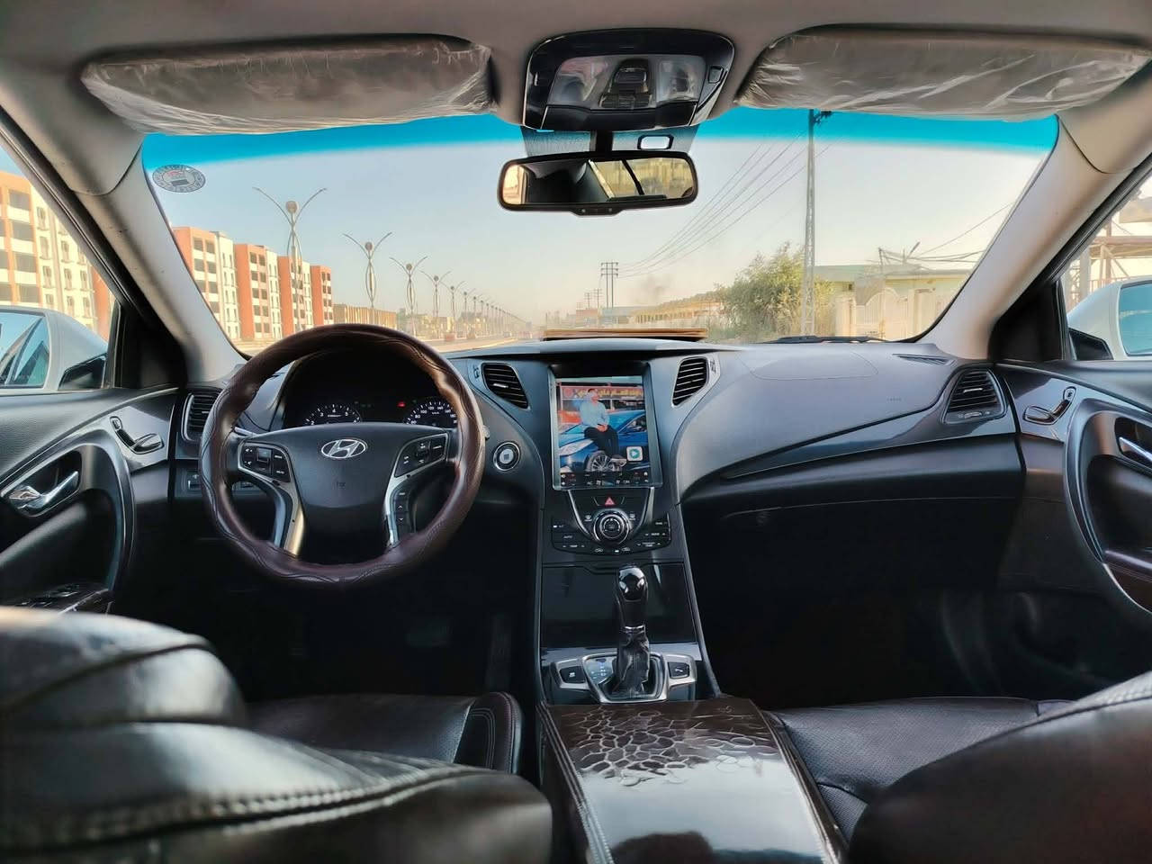 السلام عليكم
ازيرا موديل 14
خليجي فول مواصفات 
رقم اربيل بسمي.
سنويه جديده هزه جديده
سياره كلش جديده
ضرر فقط شخط بل جاملغ صبغ فقط.
مواصفاتهه معروفه.
مكاني الديوانيه
السعر 133 وبيهه مجال
***********
