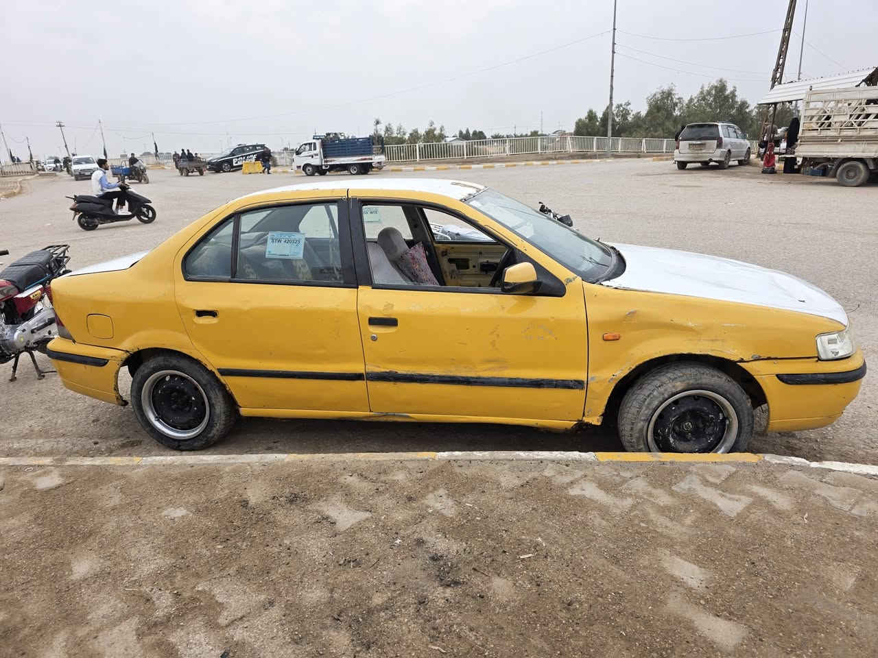 السلام عليكم سمند للبيع موديل2010  
السعر 10 ورقات وبيه مجال 
***********
