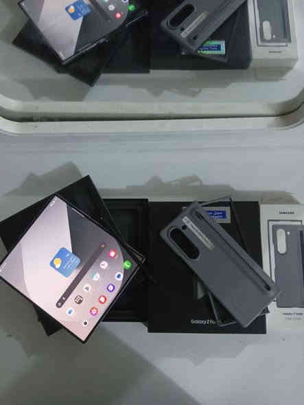 :اسلام وعليكم للبيع سامسونك زت فولد 6 512 16
الجهاز جديد طك كارتونة صالة يومين حتة لزكات اشاصي بعدهن بي
الجهاز اعيد وكرر جديد شخط مابي طك كارتونن ويا حافضة وقبل يعرهن 100 دولار للببع سعر 1300 وبي مجال بسيط او امراوس حسب القناعة
مكاني غزالية 
رقم *********** بغداد
