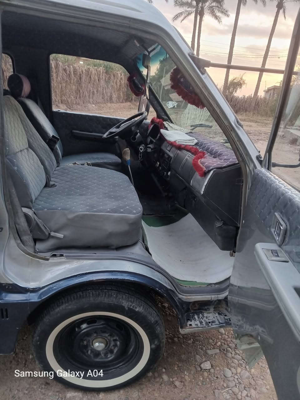 سلام عليكم كيه بسته لبيع موديل 93حمل الرقم نكليزي بسمي مكفوله محرك وكير وشواصي  العنوان ابو غريب السياره بلاديه***********
