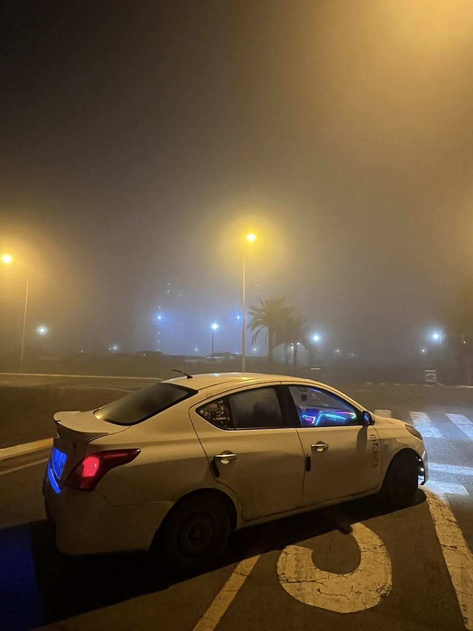 نيسان صني هندي موديل 2019        للبيع بيهة اضرار بسيطة نضافة 80%شراء اتصل وبيك خير وتدلل        ***********
