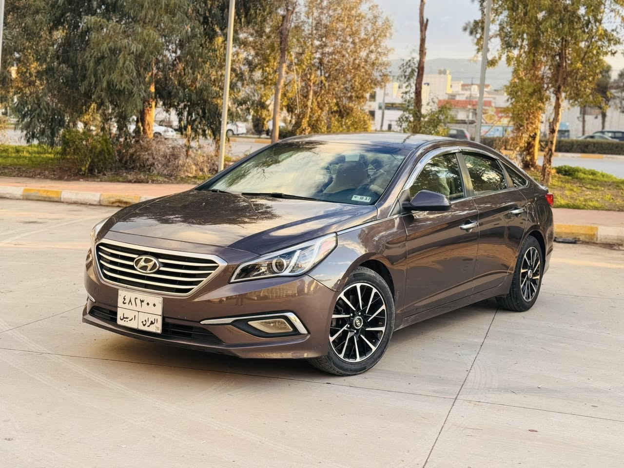 سوناتا 2016 داخل عسلي سعر 113 بي مجال بسيط
جاملغ واحد صبغ بدون دواخل بدون ايرباك باقي كفاله
رقم اربيل تحويل وكاله شرط
كير محرك مامفتوح شرط سياره جديده
شاشه كامره تحكمات تبريد تدفئه شرط
حداديه تايرات ويل كلهه جديد 
سياره جاهزه من كلشي مكان السياره كركوك
سعره ١١٣ بي مجال بسيط
***********
