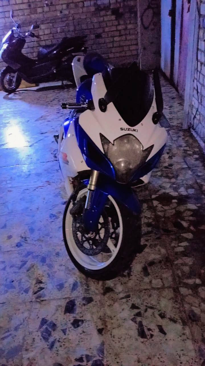 سلام عليكم
جكسر 750
كوم حديد
سعر ٢٥ رقم
***********
