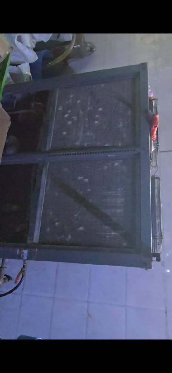 لدي مجموعة من مكائن متوفر لي بيع مستعمله نظيفه و اسعار جيده
لي تواصل رقم هاتف ***********
