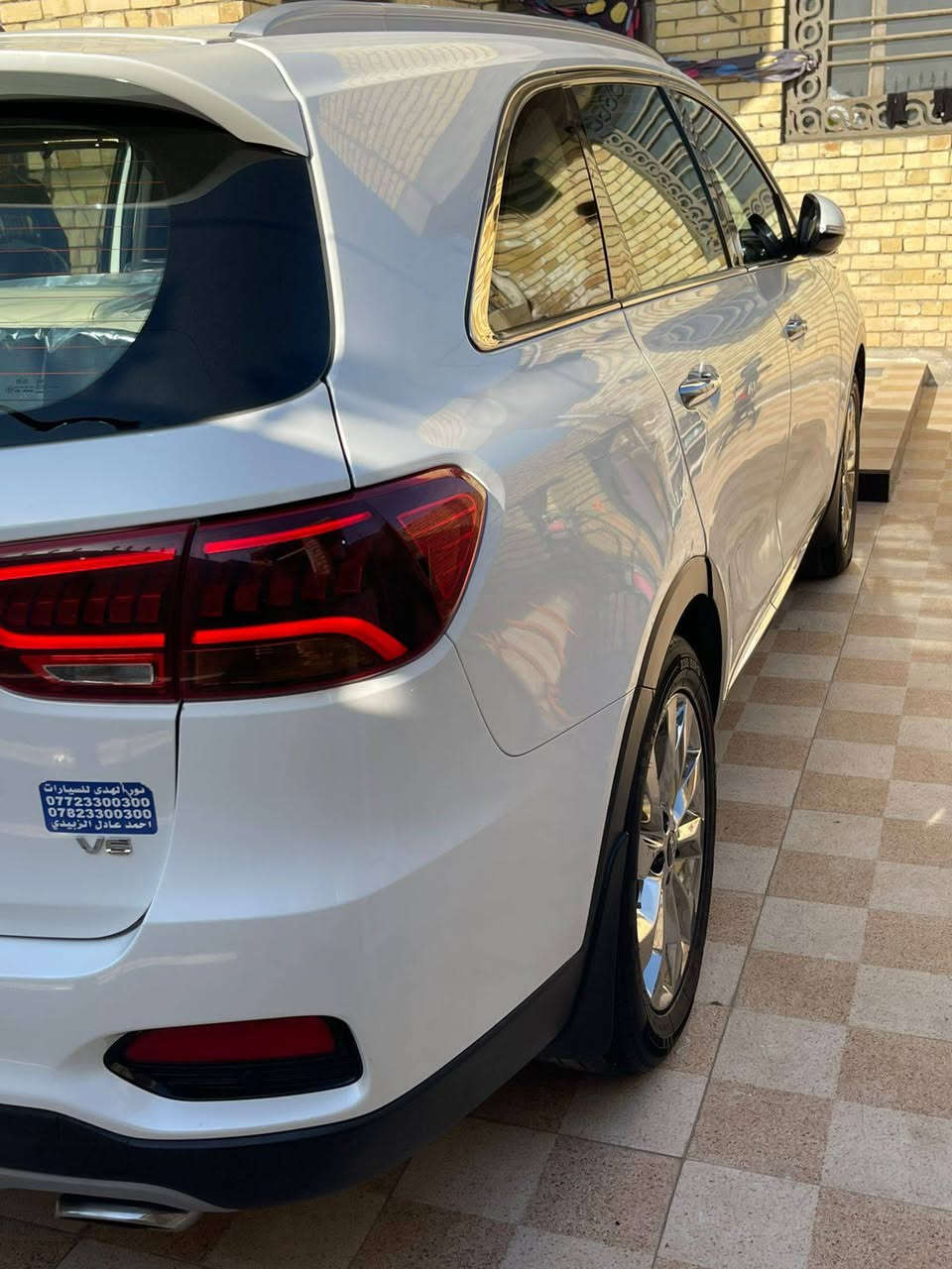 السلام عليكم كيا سارنتو لبيع موديل 18 فول موصفات عده الفتحه  السياره خليجيه مبدل بيه بس بنيد السعر 230
***********بي وتساب
***********
