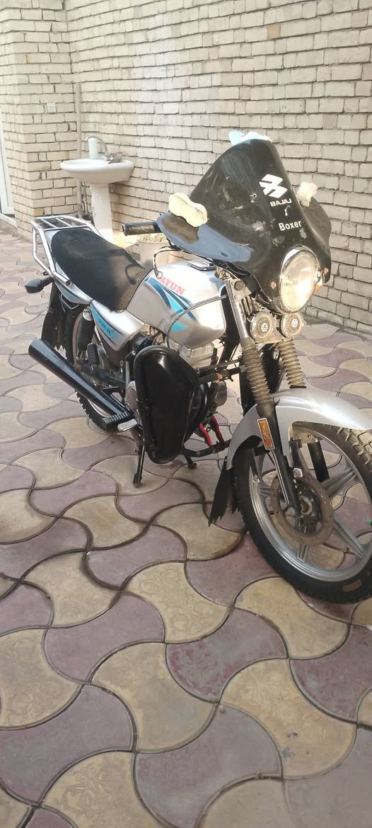 دايوان للبيع
بيهه بخار يجي ويروح 
موديل 2020مكاني بغداد عبيدي 
لسعر 650للستفسار ***********
