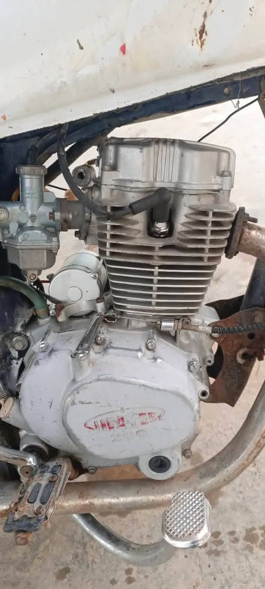 السلام عليكم موطور للبيع نضافه فول شقال كلشي شقال ماعايزو شي السعر 210وبي مجال رقم الهاتف ***********
