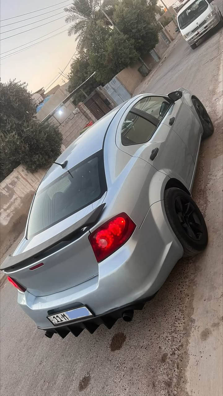 السلام عليكم (مستعجل على بيع ب70$ عارضه)
دودج افنجر موديل ٢٠١٣ بيع فقط بدون مراوس
لون سمائي مميز مصبوغه عام جمالية
داخل اسود نضيف كشن كهرباء 
شاشه تاب كامره 
ويل كب جارجر طخم تاير نظيف
كير ٦ نمر مكينه ٢٤٠٠ - اربعه سلندر
صدر جاهز للاخير ١٠٠٪؜ 
رقم بغداد وتحويل مباشر
 مكان السياره بغداد جسر ديالى الجديد
للتواصل (***********)بي واتس اب بغداد, العراق
