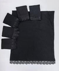 شيلة فانيله • سواد فاحم • وستراس
