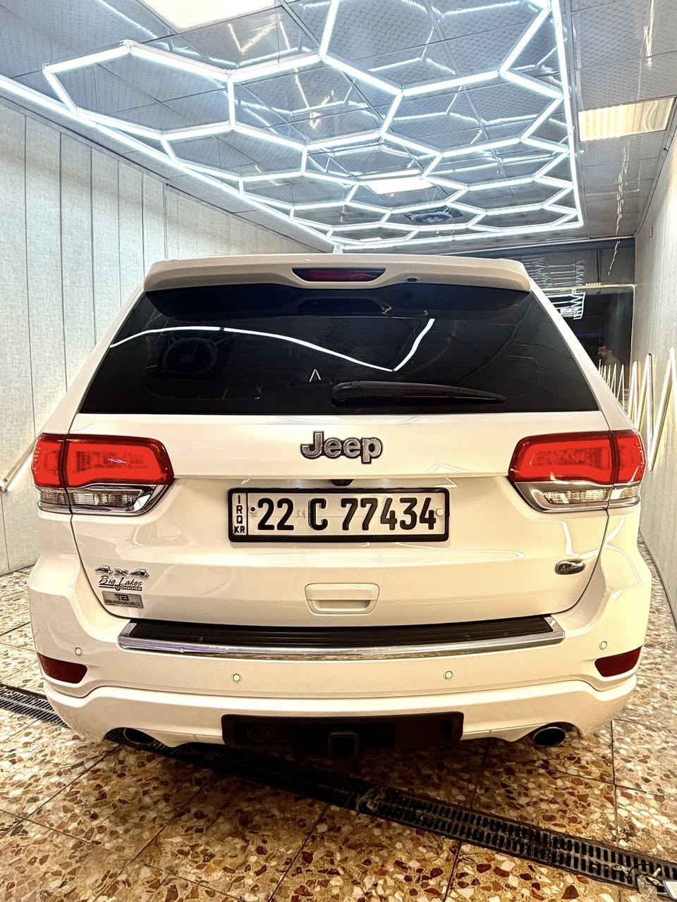 سلام عليكم
جيب فئة:اوفر لاند وارد كندي 
موديل: 2020
مكينة:  V6 3.6
رقم شاصي 1c4rjfcg0lc163590
 سياره صورة حادثه مرفقه بلمنشور
ارباك بردة فقط 
 بدون دواخل شاصي لغد كفالة 
عدد المسافات (٨٦)
اربيل شرط التحويل 
اتصال : 
المواصفــات  1/1
بصمه
جكات 
بانورامـــا
رادار جانبـي نقطة عميـاء رادار خلفي امامي
كشن حار بارد - كشنات الخلفية هيتـر
كشنات جلد اسود
ستيرن هيتـر + كهرباء
نظام توقف اوتـو ستوب
حساسـات امامي خلفي
صندوك كهربائـي
سماعات سستم صـوت
دمام بالصنـدوك
بصمة و تشغيل عن بعـد
كيج الكترونـي
نظام متعدد اوتو للطرق
مري قلاب وشفط
سيارة جاهزة متصرف عليها نهائي 
للبيع فقط 
سعر 260 بيها مجال بسيط 
العنوان سيدية الضباط 
الاستفسار اتصال على رقم 
***********
