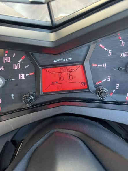 سلام عليكم 530لل بيع دراجه مكفوله مكينه كلجات دراجه بيهه كلج بصمه وصالنصه اصليه مثل ما واضح بل صوره دراجه ماشيه 34حقيقي مال جناي عنوان بغداد شارع حيفا رقمي***********
