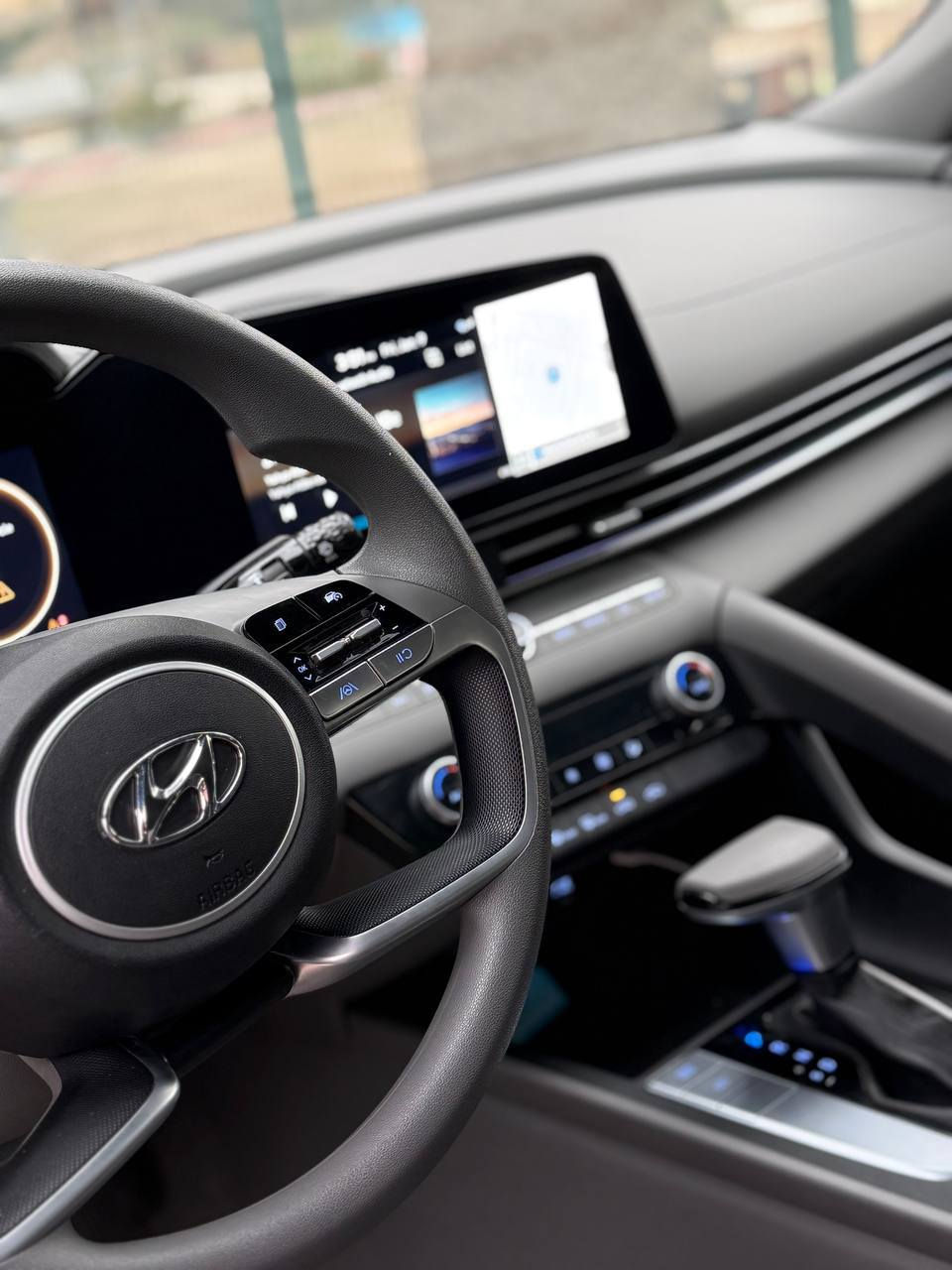 هيونداي النترا
موديل🔖 2024
الضرر 🔖 قطعة واحدة فقط الجاملغ الامامي الأيسر شرط بدون دواخل 
عداد المسافة🔖 3000 بعدها زيرو بحالة الوكالة
محرك 2000 دوش
المواصفات:-
شاشة ديجيتال متصلة 
كاميرا أمامية +كاميرا خلفية دوارة
بصمة تشغيل+بصمة ابواب + بصمة صندوق
تشغيل عن بعد 
رادار 360 درجة 
وبعد بيها هواي مواصفات
رقم اربيل بأسم شركة تريد تحويل تريد وكالة 
السيارة كلش جديدة 
السعر 🔖 168 ورقة قابل للتفاوض 
العنوان🔖 بعقوبة 
للاستفسار:-
***********
***********
