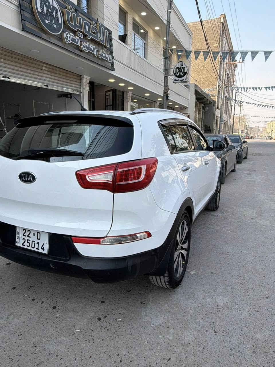 سبورتج خليجي 2012
كير محرك تبريد مكفولات 
صدر تخم تاير جديد
سونار بالمنشور
ماشيه 138 كيلو
جاهزه بدون نفقص 
السعر 148 وبيهة مجال
مكاني بغداد الدوره 
***********
