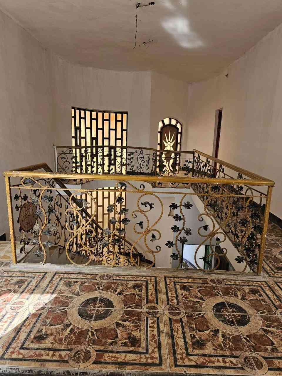 ار بيت اللايجار الجزيره الفيحاء قريب ع شارع العام يحتوي ع غرفتين واستقبال وصاله ومطبخ ايجار ٣٥٠


**إذا كنت صاحب هذا الإعلان وتريد حذفه لأي سبب، رجاءا أرسل رسالة إلى الدعم الفني**