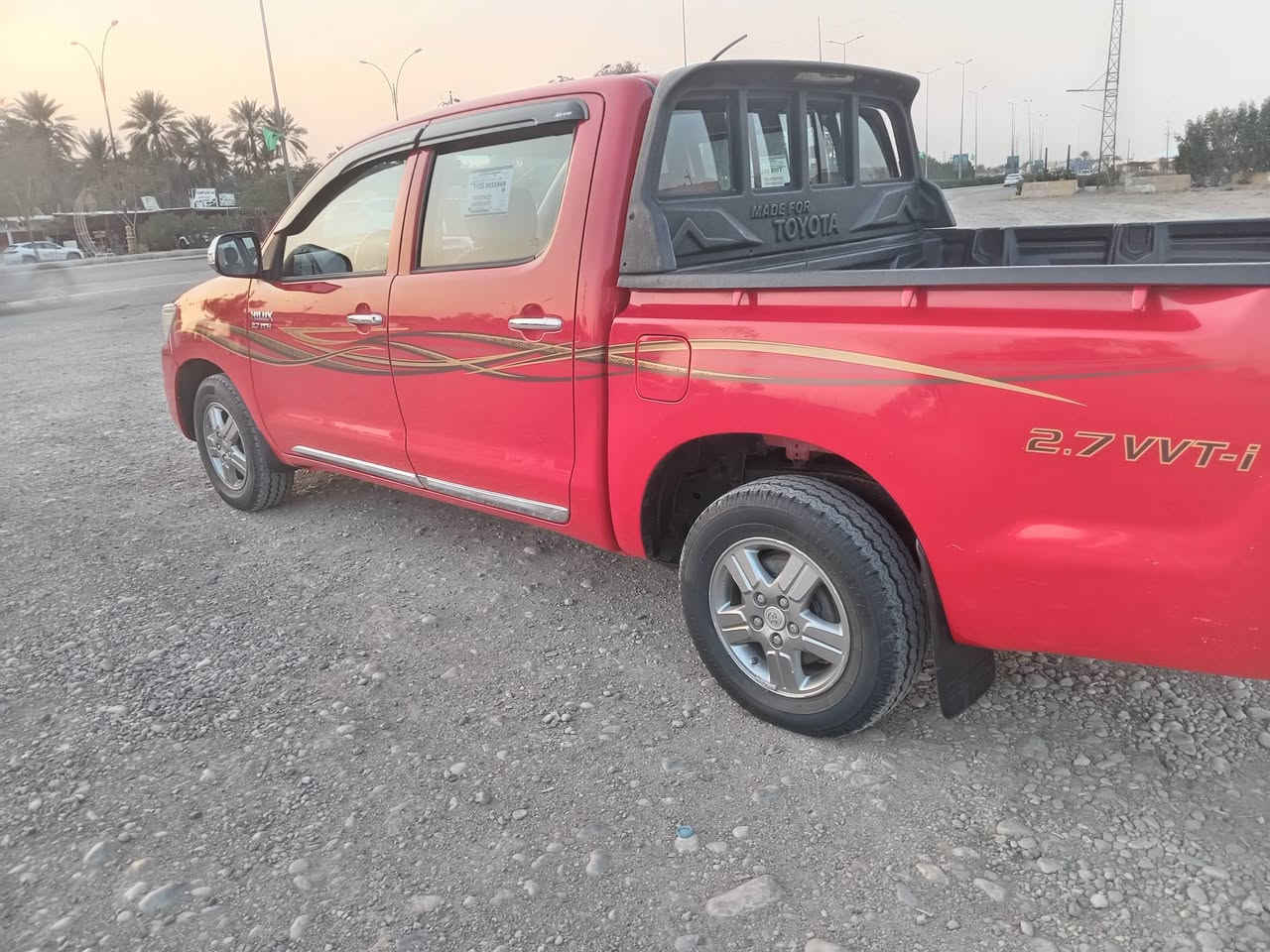 السلام عليكم  بيكم هايلوكس 2015شاصي 19اوتماتيك رقم واسط دوالي السنويه لل31 تحويل مباشر تخم تاير حداديه جديده مكينه ما مفتوحه سياره جديده كشر مثل ما موضح بل السونار العنوان واسط السعر 225اوبيه مجال غير متواجد عل الفيس ***********
