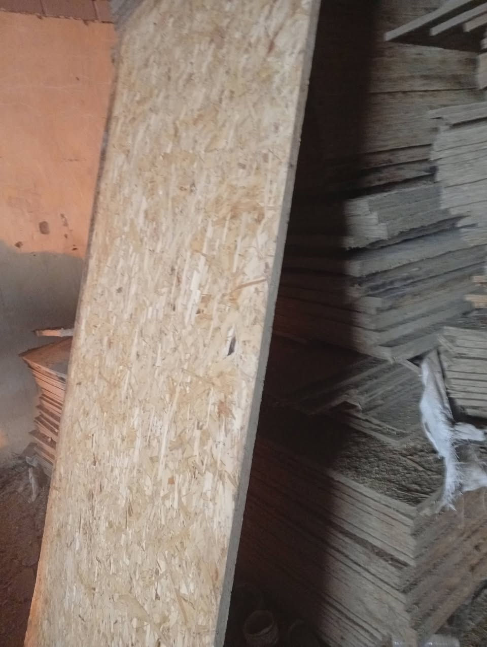 خشب للبيع ابلاويد العنوان ناصريه***********
