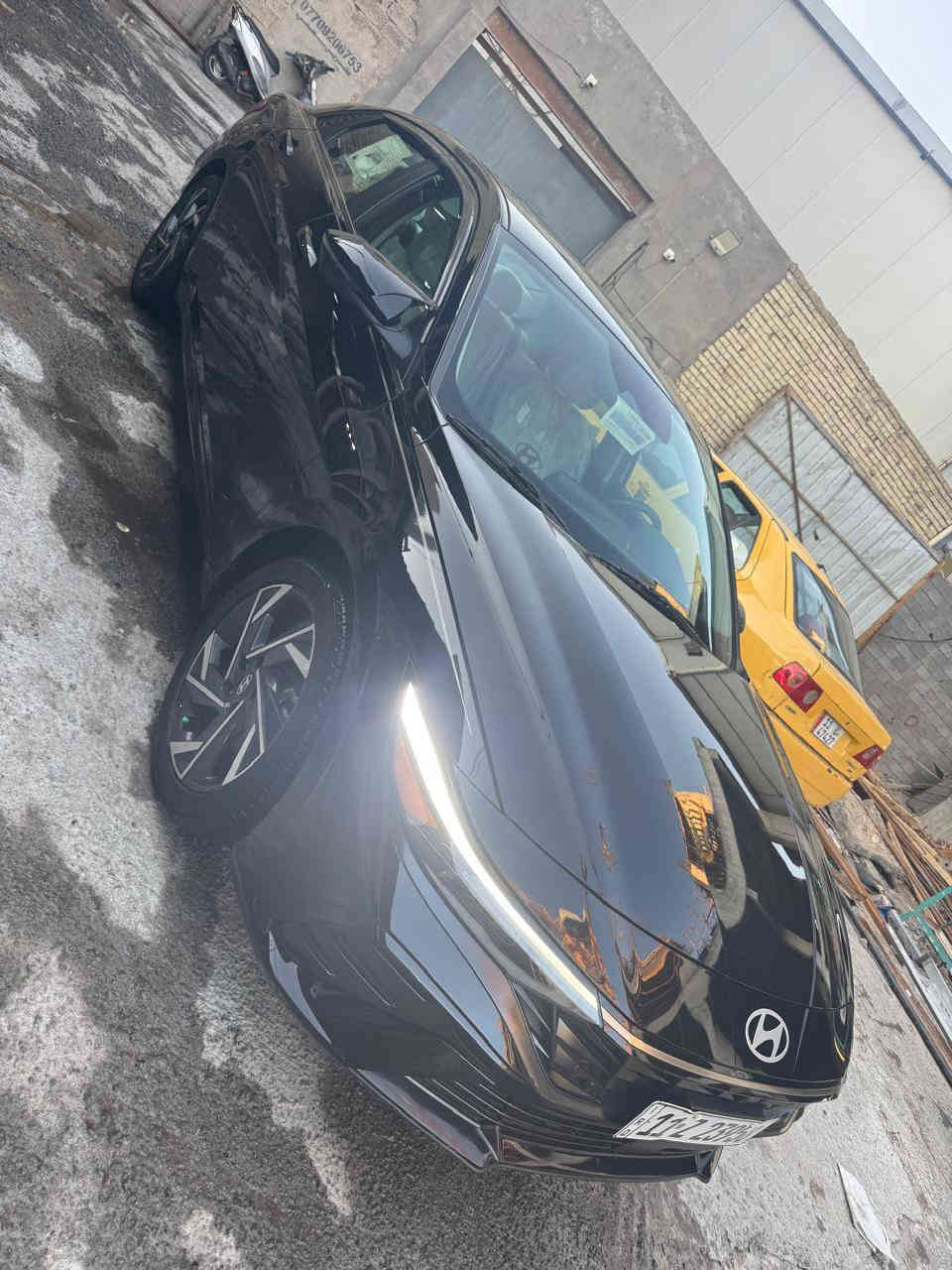 السلام عليكم النترا للبيع موديل 2024 لون اسود فول مواصفات فتحه سقف بانوراما 5 كامرات كامرة360 درجه وارد امريكي ما بيها ضرر ولا قطرة صبغ السعر 185ورقه وبيها مجال للاستفسار *********** متوفر واتساب بغداد
