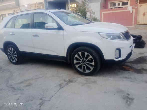 سلام عليكم 
كيا سورنتو
موديل  15 رقم أربيل  سنويه هزه كله جديد 
بدون صبغ  فول مواصفات بدون فتحه
محرك اربعه محرك مفتوح 
كربون بزين موجود +964 776 951 4700
للبيع اومرواسه حسب القناعه 
السعر 175 وبي مجال 

***********وبي واتساب
