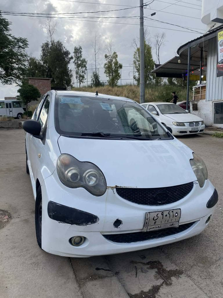 Byd F0
مۆدێل 2013 
گێڕ عادی ۳ بستۆن 
دوو جام کارەبا 
تایەی تازە 
نمونە لەجوانی 
بەشەرتی ئەوەلیات و حاسیبەو گێڕ و مەکینە 
قفڵی ۲۲گەڵا 
قیست قەرزو ئاڵو گۆڕم نیە 
شوێن سلێمانی 
*********** السليمانية, العراق
