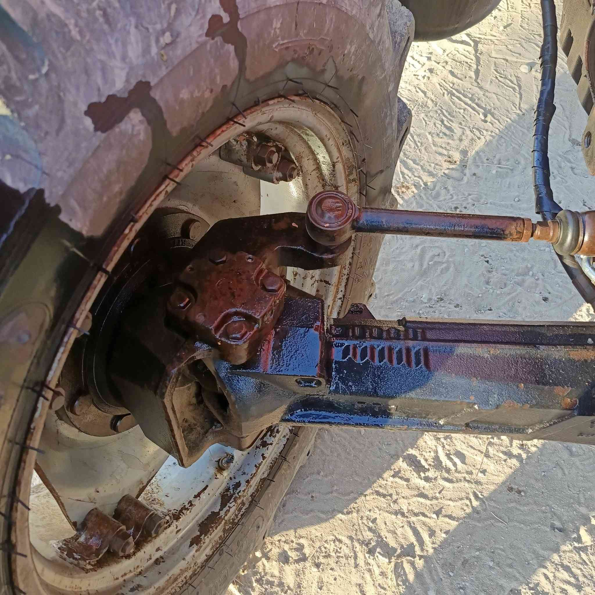 فوركسن يراني سوبر رقم سليمانيه  محرك  وكير وهدرليك شرط شغل المكان كربلاء إطويريج  ر ***********
