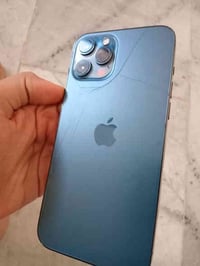 ايفون 12 برو ماكس  بطاريه 80 ذاكره 256  بي فطر بالكلاسه مال شاشه وما م...