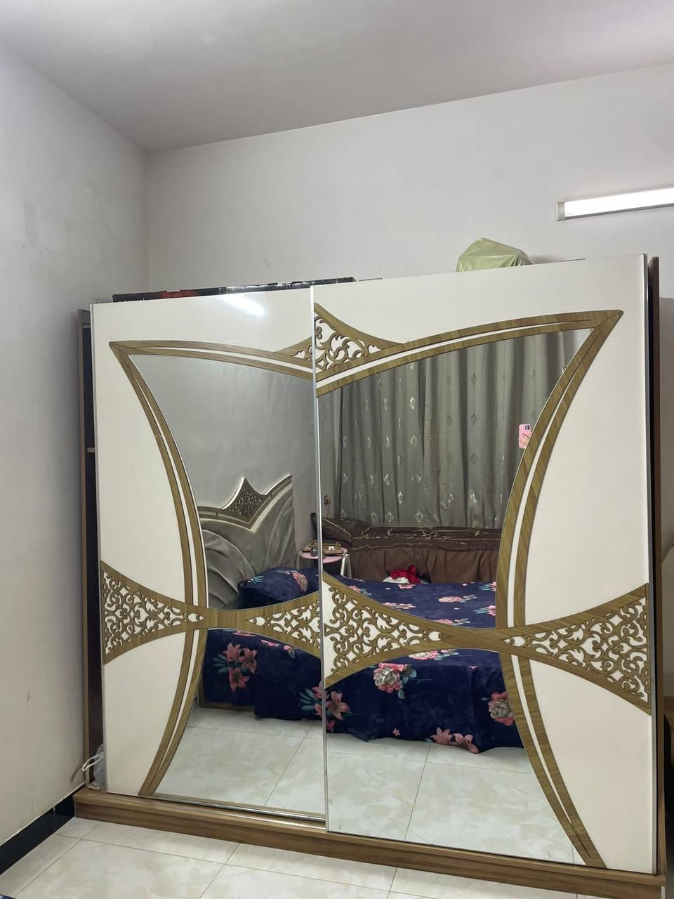 غرفه مستعمله للبيع السريع سعرها 200 قفل للاستفسار ***********
