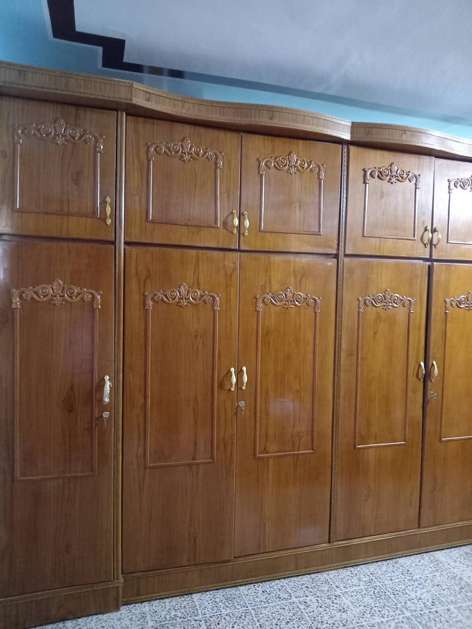 للبيع
للبيع 
غرفة نوم   اخت الجديدة  
السعر 900 وبيها مجال اتصل واتدلل 
***********
