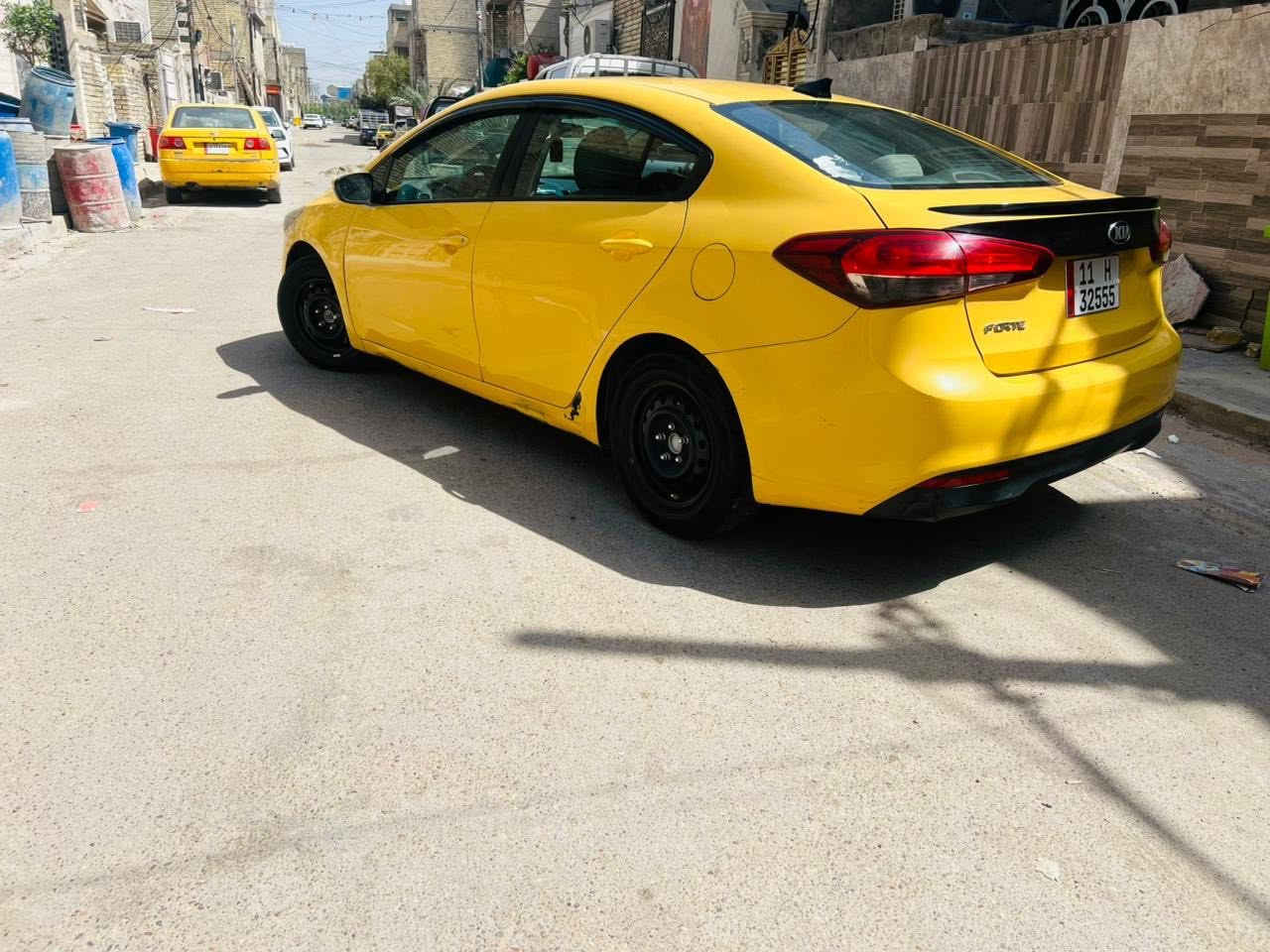 فورتي وارد أمريكي موديل 2018، شاشة وكاميرا، بلادي، وبيه مواصفات إضافية وسونار. مرفق مع الصور، رقم بغداد وباسمي
السعر 110 
رقم ***********
