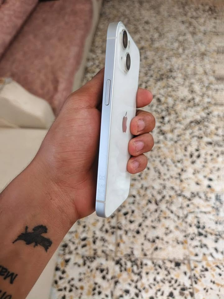 آيفون 13 عادي مكفول كفاله عامه استخدام شخصي فقط بطاريه مبدله سعره 500 وبي مجال بسيط *********** واتساب فقط
