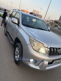 برادو 2010 كفالة عامة بدون حادث ولا صبغ فئة TXL للبيع  السيارة نظيفة و...