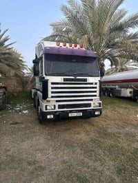 للبيع سكانيا بطه 113 مكينه 88سوده كفاله مكينه وكير واكسن جيبي اس تصريح...